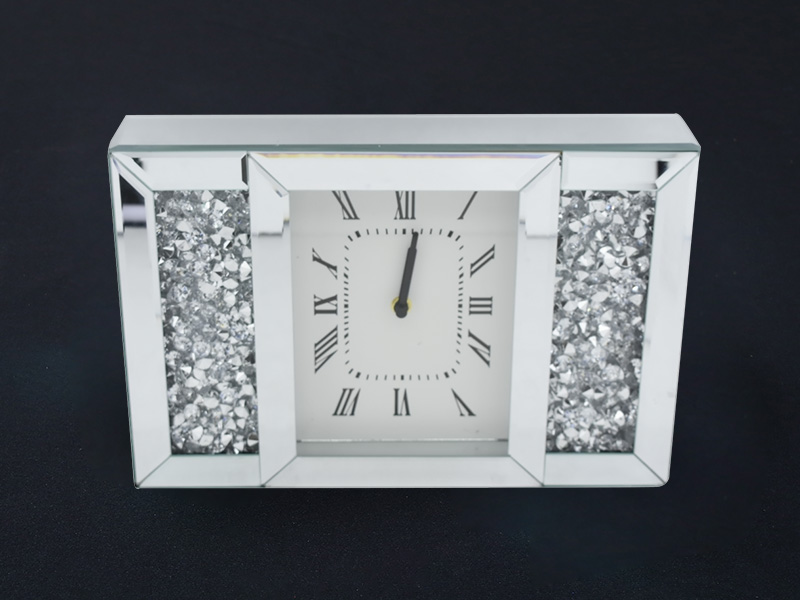 Large diamond clock GBB604